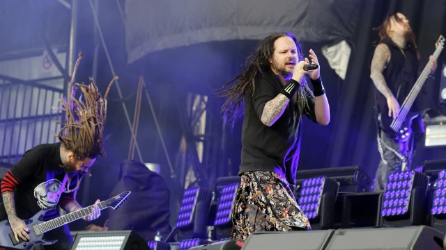 Korn обявиха кой ще замени басиста Фийлди по време на лятното турне