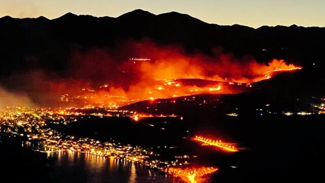 Голям пожар в Южна Гърция Хотел в Порто Хели е