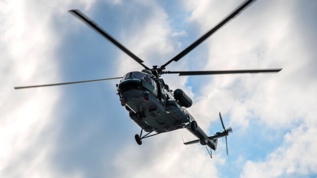 Хеликоптер който е участвал в продължаващата операция за овладяване на