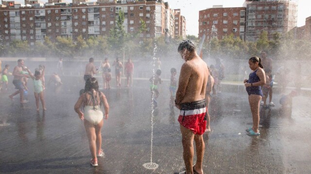 Екстремните горещини които продължават в Испания вече пети ден причиниха