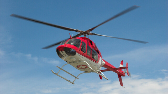 Първият медицински хеликоптер в страната ни вече извърши тестов полет