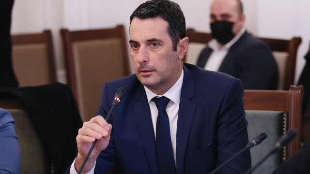 Транспортният министър Георги Гвоздейков отговори на Христо Алексиев след гостуването