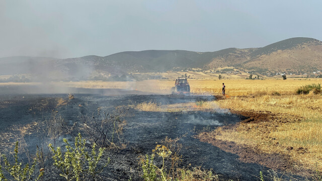 Фермер от Кент Великобритания спря разпростиращ се пожар в поле