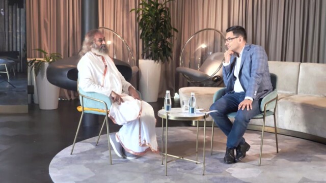 Шри Шри Рави Шанкар е посланик на мира духовен водач