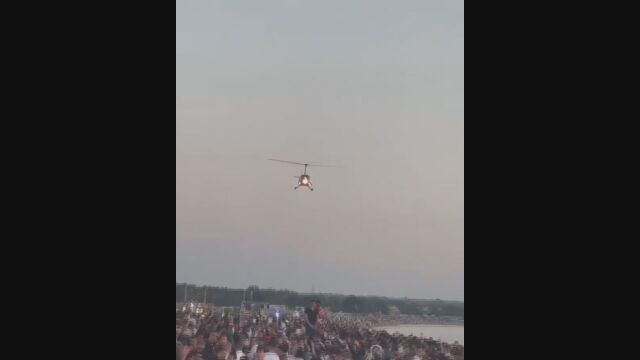 След опасния полет на хеликоптер над плаж Градина отстраниха началника