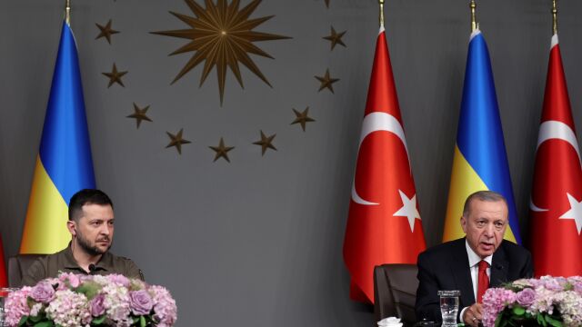 Турция подкрепя членството на Украйна в НАТО Това стана ясно