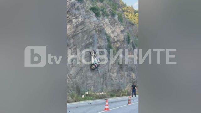 Тежка катастрофа е станала вчера на пътя Костенец – Белово