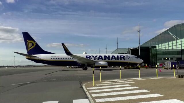 Белгийските пилоти на авиокомпанията Райънеър ще стачкуват в събота и
