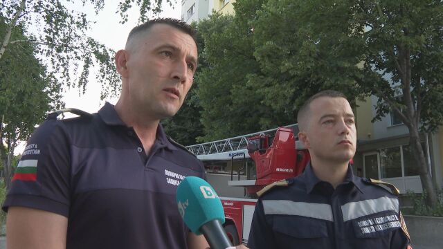 Пожарникари от Хасково спасиха живота на възрастна  жена изпаднала в