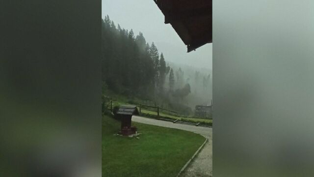 Летни бури обхванаха италианската област Венето Пострадали са 110 души