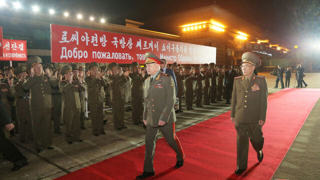 Русия и Северна Корея ще задълбочат сътрудничеството си в отбраната