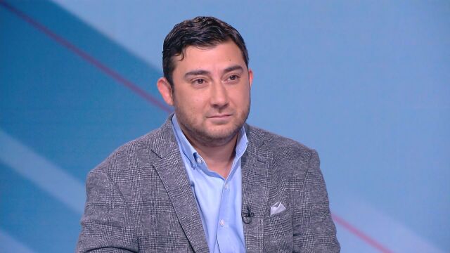 Вместо кметът Васил Терзиев да си свърши работата той рита