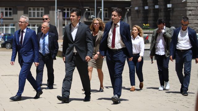  От Продължаваме Промяната – Демократична България ПП ДБ поискаха среща с