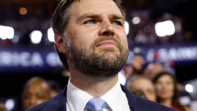  Джей Ди Ванс който беше посочен от Доналд Тръмп като