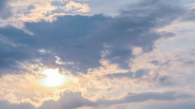 Днес облачността над по голямата част от страната ще бъде купеста