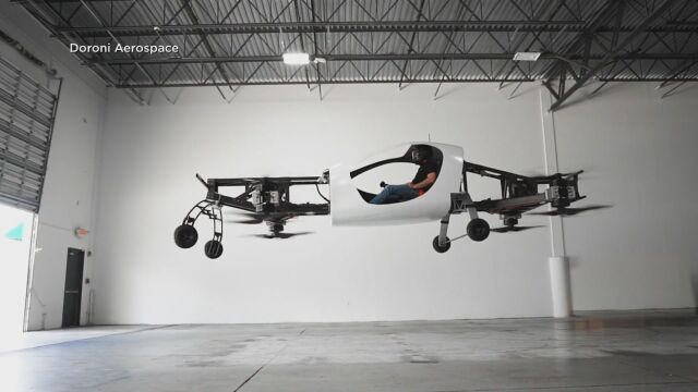 Надпреварата за произвеждането на първите комерсиални летящи коли е в