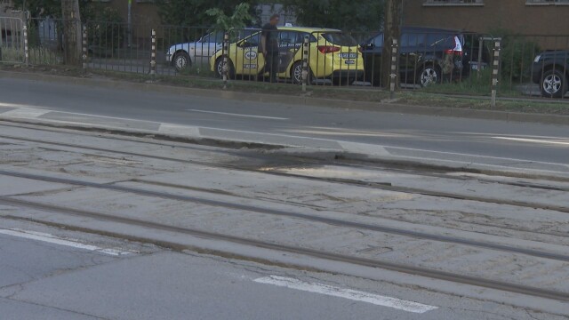 Лошото състояние на трамвайно трасе по бул Александър Стамболийски в