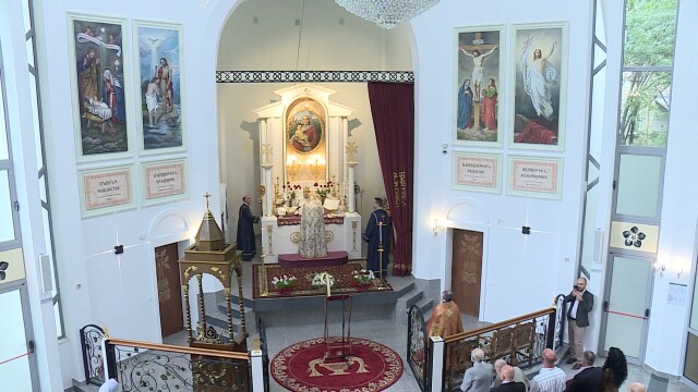 Днес беше отслужена първата литургия в арменската църква Св Богородица