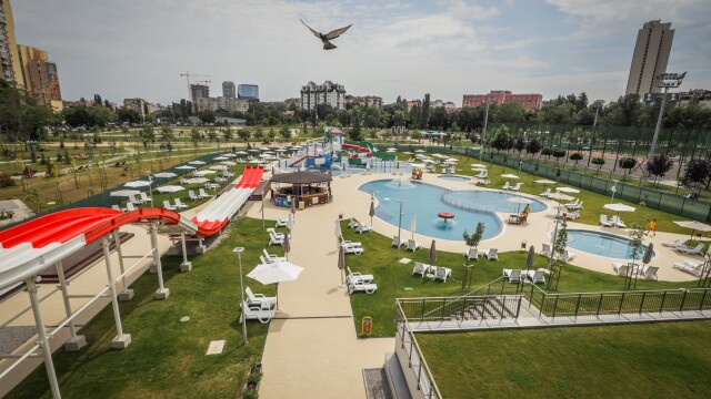 Аквапарк Възраждане в София отваря врати на 15 юни Разположен