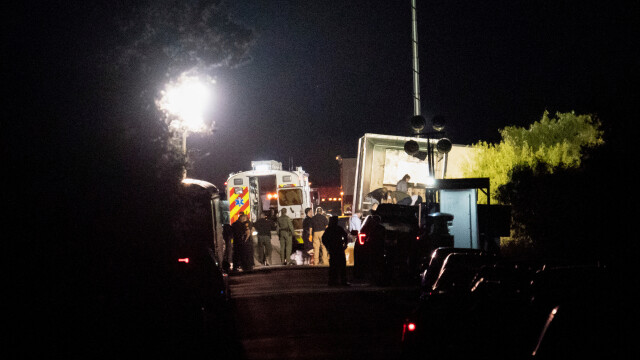 Най малко 46 мъртви мигранти бяха открити в ремаркето на камион