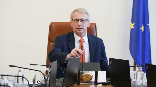 Новият премиер на България Николай Денков откри първото редовно заседание