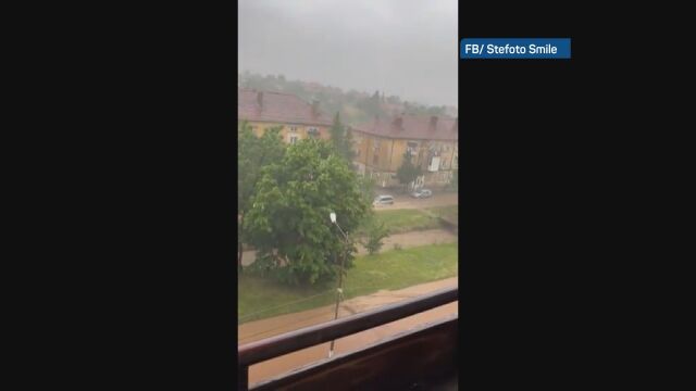 Наводнение и село Бухово Софийско На кадри в социалните мрежи се