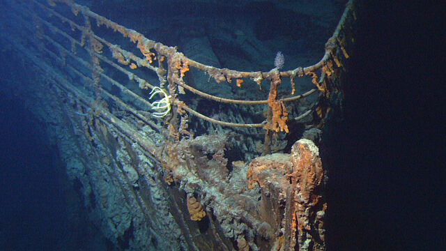 След като Титаник потъва на първото си плаване през Атлантическия