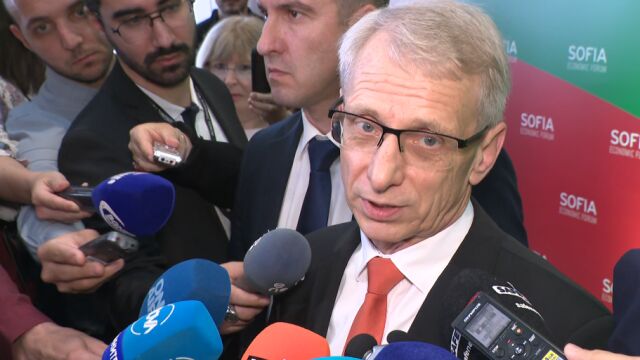 Министър председателят Николай Денков обясни пред журналисти че вторият пакет