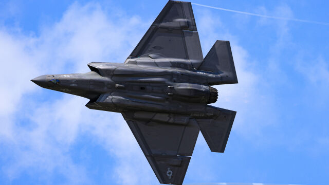 Държавният департамент на САЩ одобри продажбата на изтребители F 35 боеприпаси