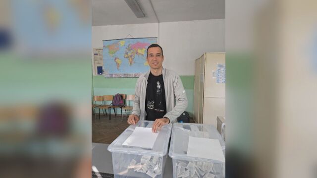Гласувам за една по добра България която стои достойно в
