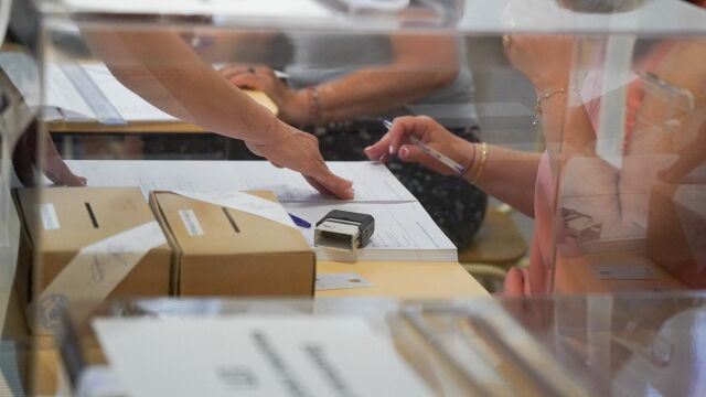 Изборният ден в Кърджали преминава спокойно Дошлите да гласуват в