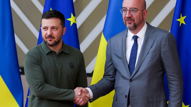 Украинският президент Володимир Зеленски пристигна в Брюксел където планира да