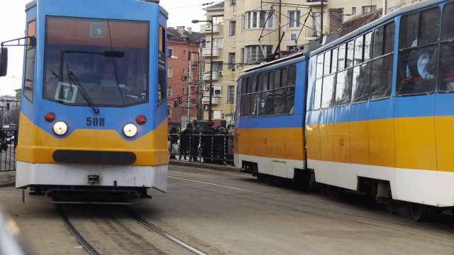 Няма опасност работещите в градския транспорт в София да останат