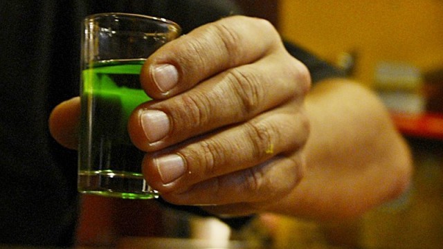 Защо Австралия забрани на аборигените да пият алкохол И то