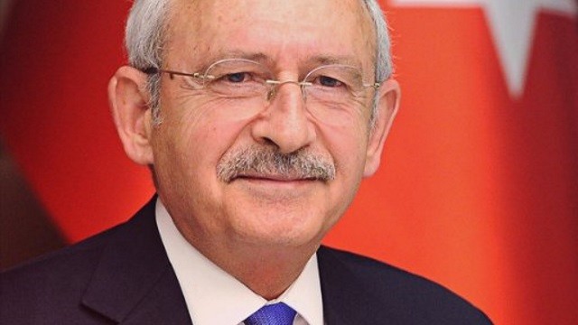 Кандидатът за президент на Турция Кемал Кълъчдароглу загърби умерения тон