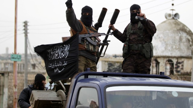 Говорителят на Ислямска държава похвали атентаторите от Москва за добрата