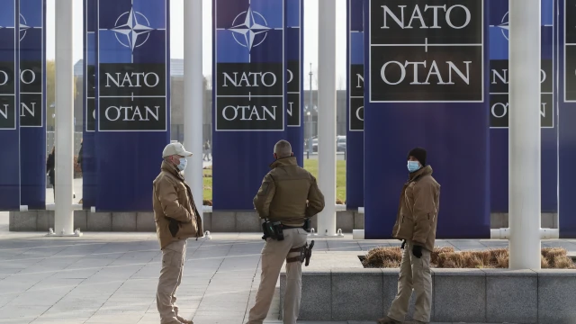 Министрите на отбраната от НАТО се събират на двудневна среща