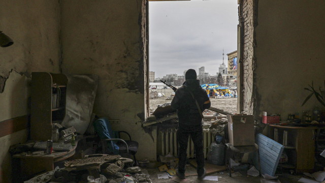 Важни украински центрове са под обстрел Ракета удари полицейско управление