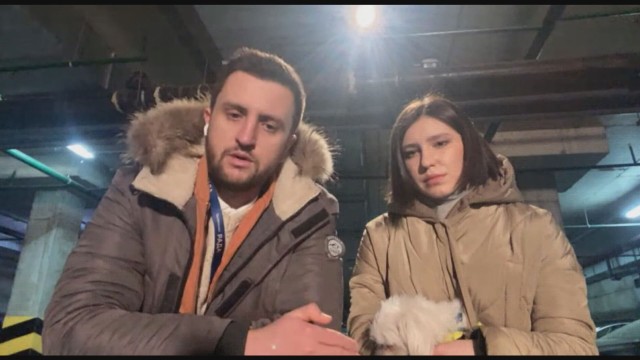 Двама млади журналисти от украинската телевизия Рада в Киев продължават