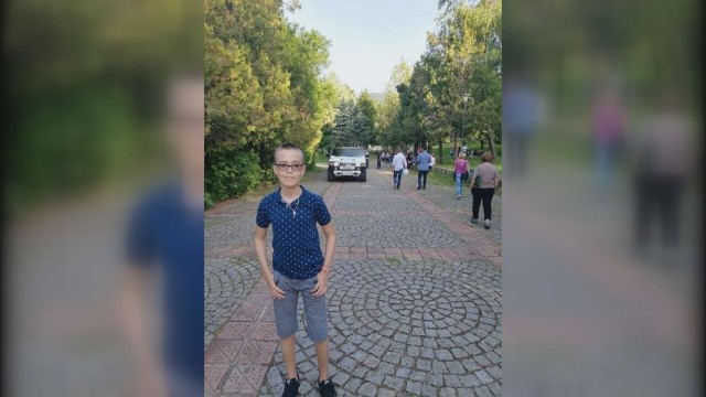 13 годишно момче се нуждае от помощ Анатолий от село Трудовец