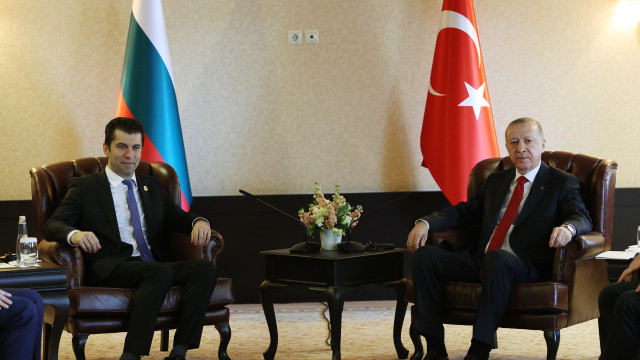 „Имахме много конструктивна среща с президента Ердоган. Обсъдихме засилването на