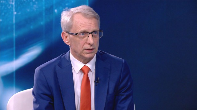 Николай Денков: Не предвиждаме промяна на ваканциите за учениците