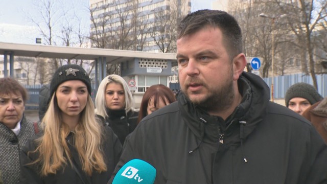 Съпругът на Севдалина Арнаудова разказа за bTV, че полицията се