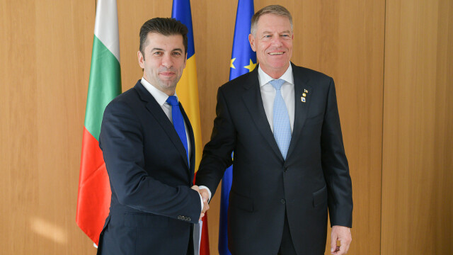 Министър-председателят Кирил Петков е провел среща с президента на Румъния