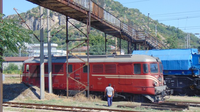 Работник загина при ремонтни дейности в пловдивското локомотивно депо Инцидентът