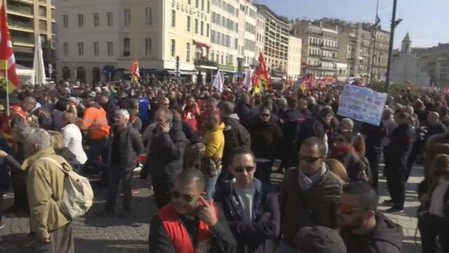 За шести път национална стачка във Франция срещу пенсионната реформа