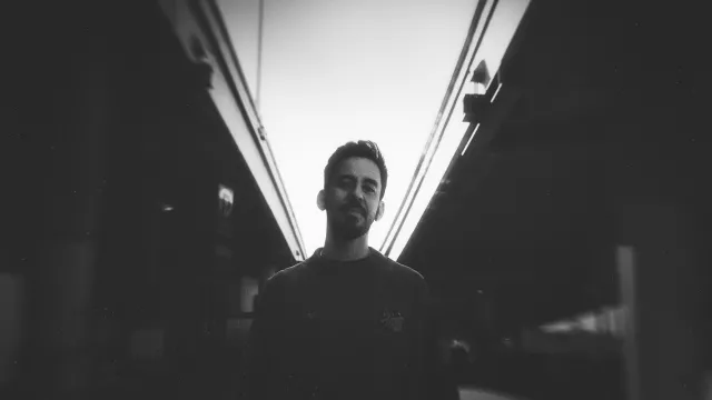 Mike Shinoda споделя нов солов сингъл