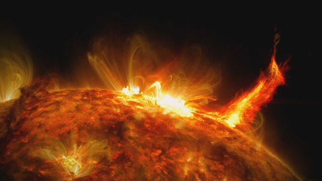 Необичайно мощна слънчева буря може да се появи в космическото