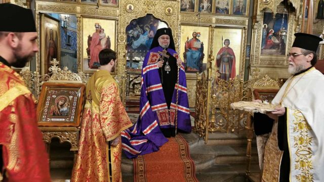 Старозагорският митрополит Киприан е определен да води делегацията която ще