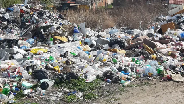 Незаконно сметище в гр. Раднево